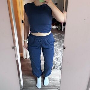 Amazon Navy Blue Activewear Set – Twist Crop Tank + Jogger Pants | Size Medium 💙